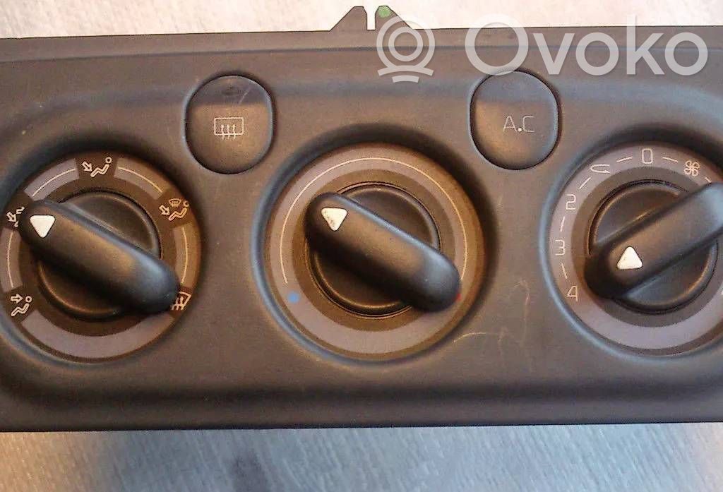 Renault Laguna I Climate control unit 