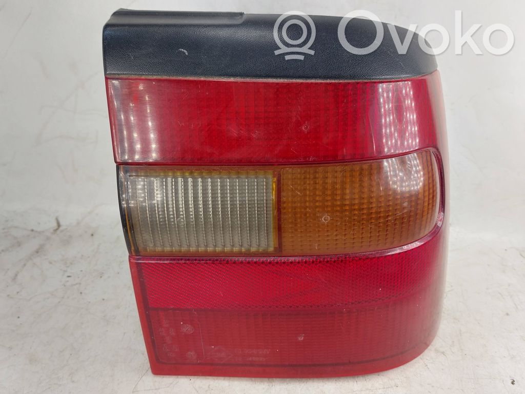 Opel Vectra A Luci posteriori 