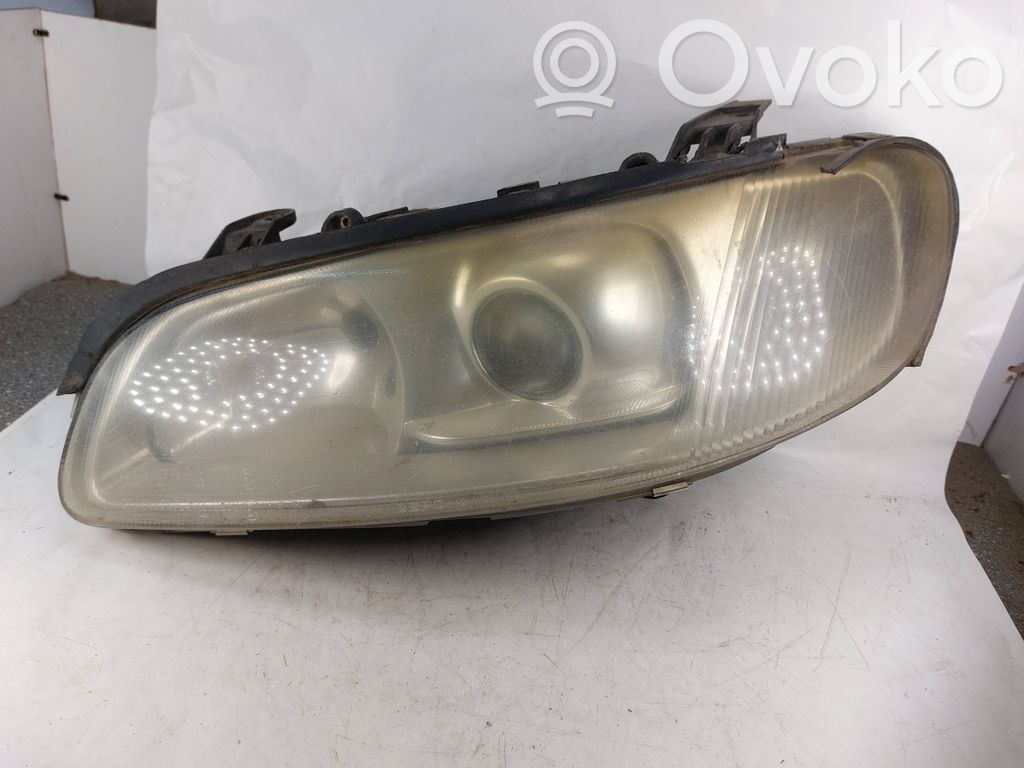Opel Omega B1 Far 