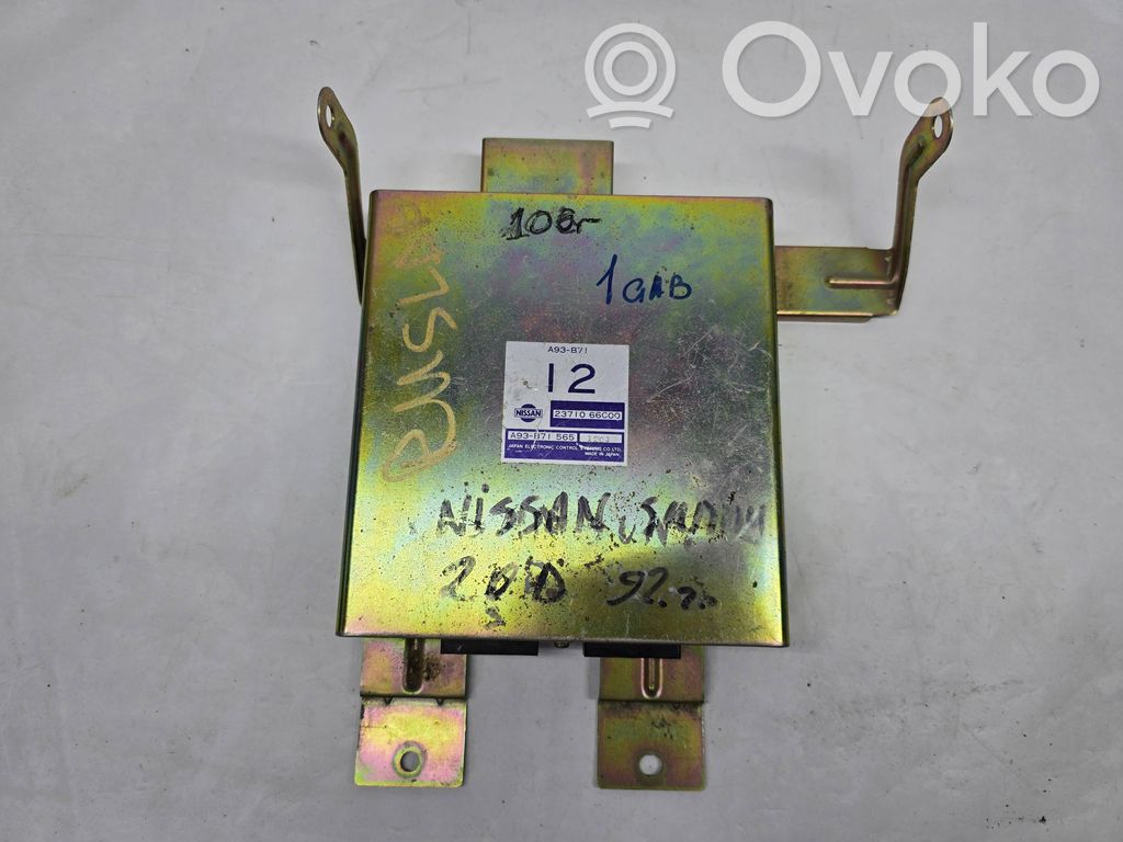 Nissan Sunny Engine control unit/module 
