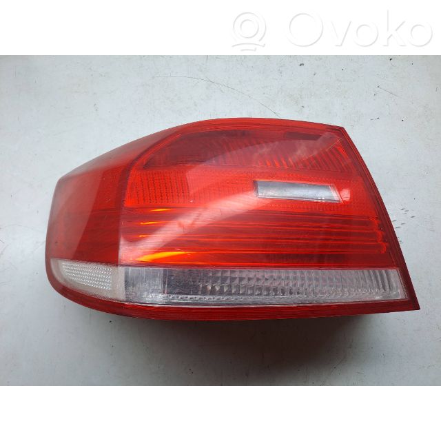 Rear/tail lights   7174403,HLE92T1L,480001