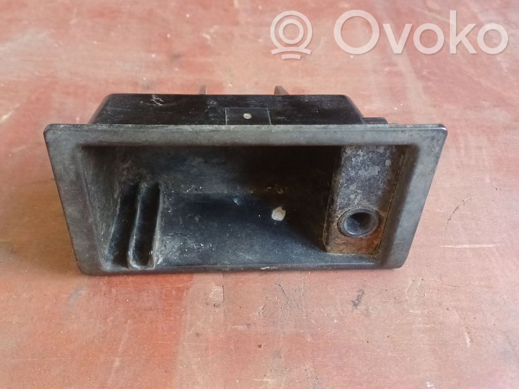 Ashtray (rear)   511682255299