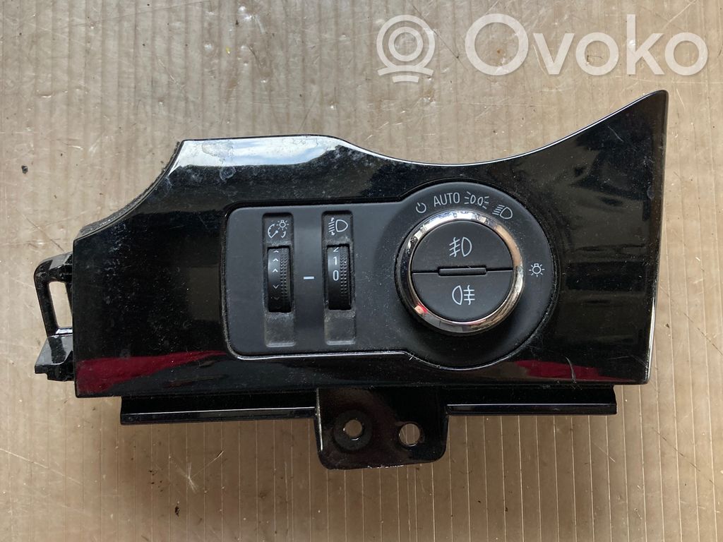 Chevrolet Orlando Light switch 