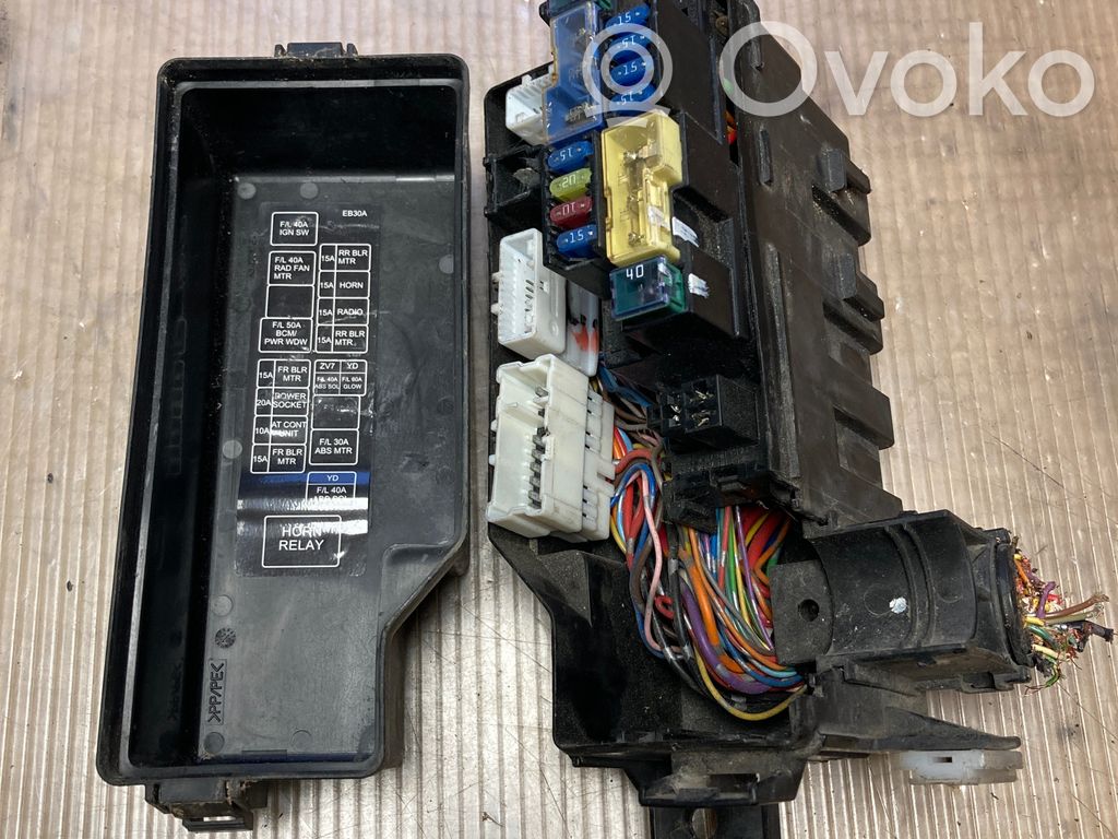Nissan Pathfinder R51 Fuse box set 