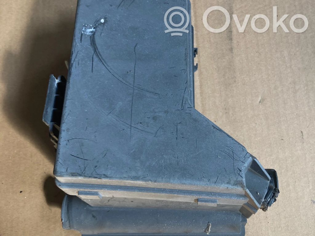 Nissan Qashqai Skrzynka bezpieczników / Komplet 