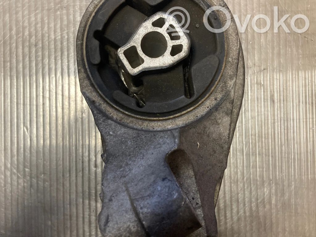 Engine mount bracket   X01187