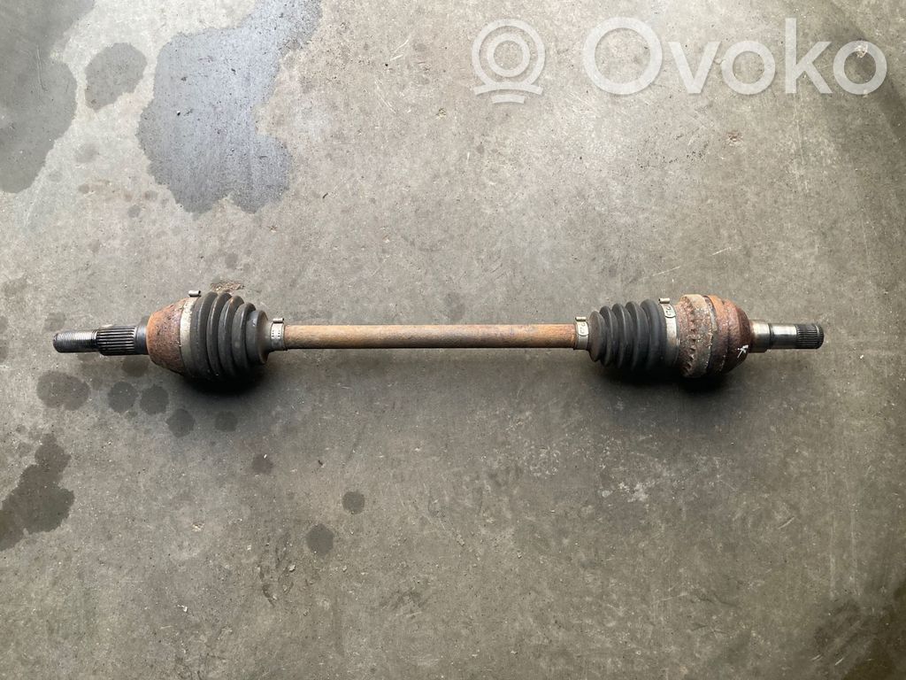 Opel Antara Planetară spate 