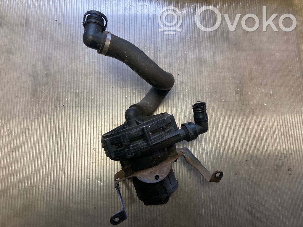 BMW X5 E53 Secondary air pump 