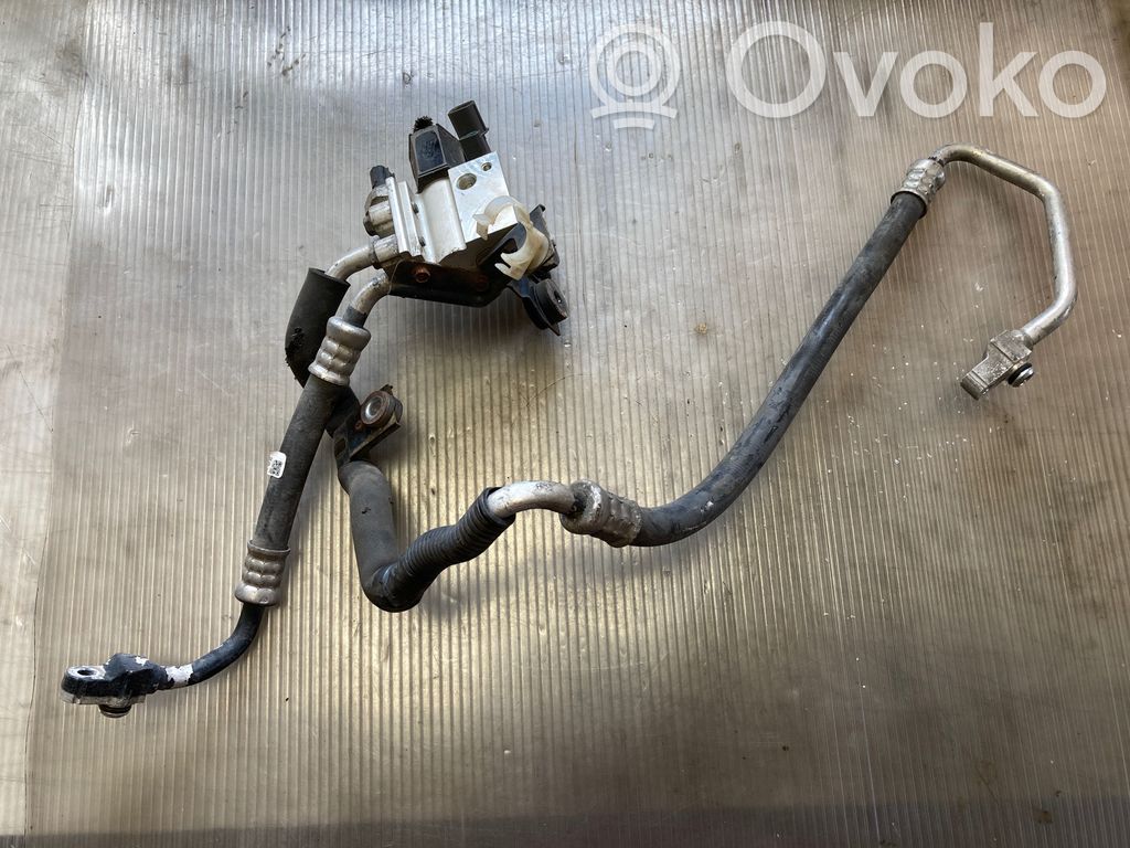 Honda CR-V Air conditioning (A/C) expansion valve 