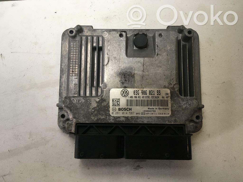 Skoda Octavia Mk2 (1Z) Engine control unit/module 