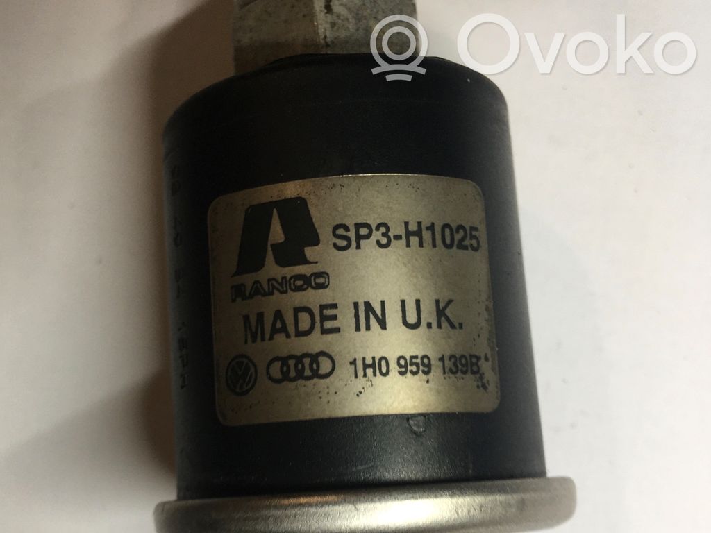 Skoda Octavia Mk1 (1U) Druckschalter Drucksensor Klimaanlage 