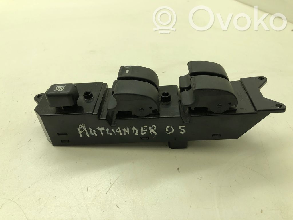 Mitsubishi Outlander Electric window control switch 