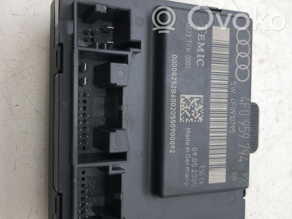 Unité de commande module de porte   4F0959794
