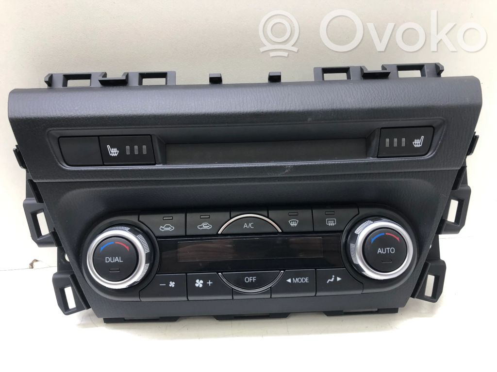 Mazda 3 III Climate control unit 