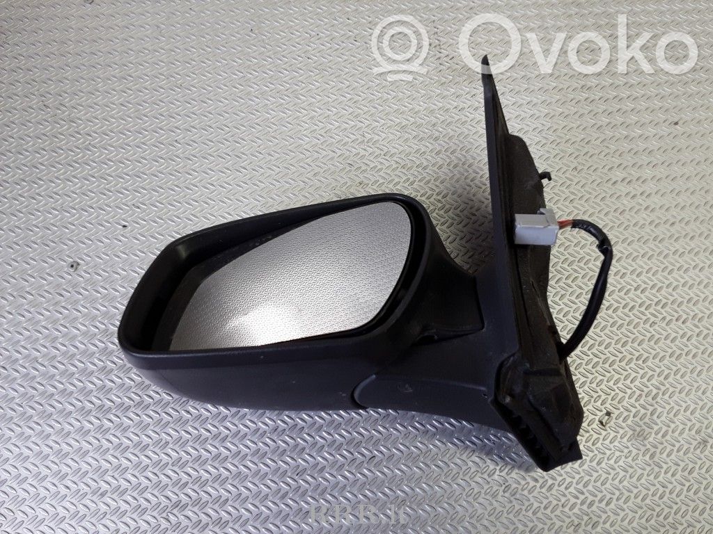 Front door electric wing mirror