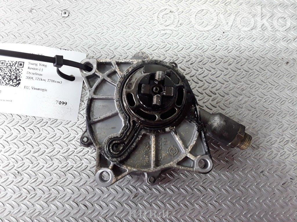Vacuum pump   A6652300165