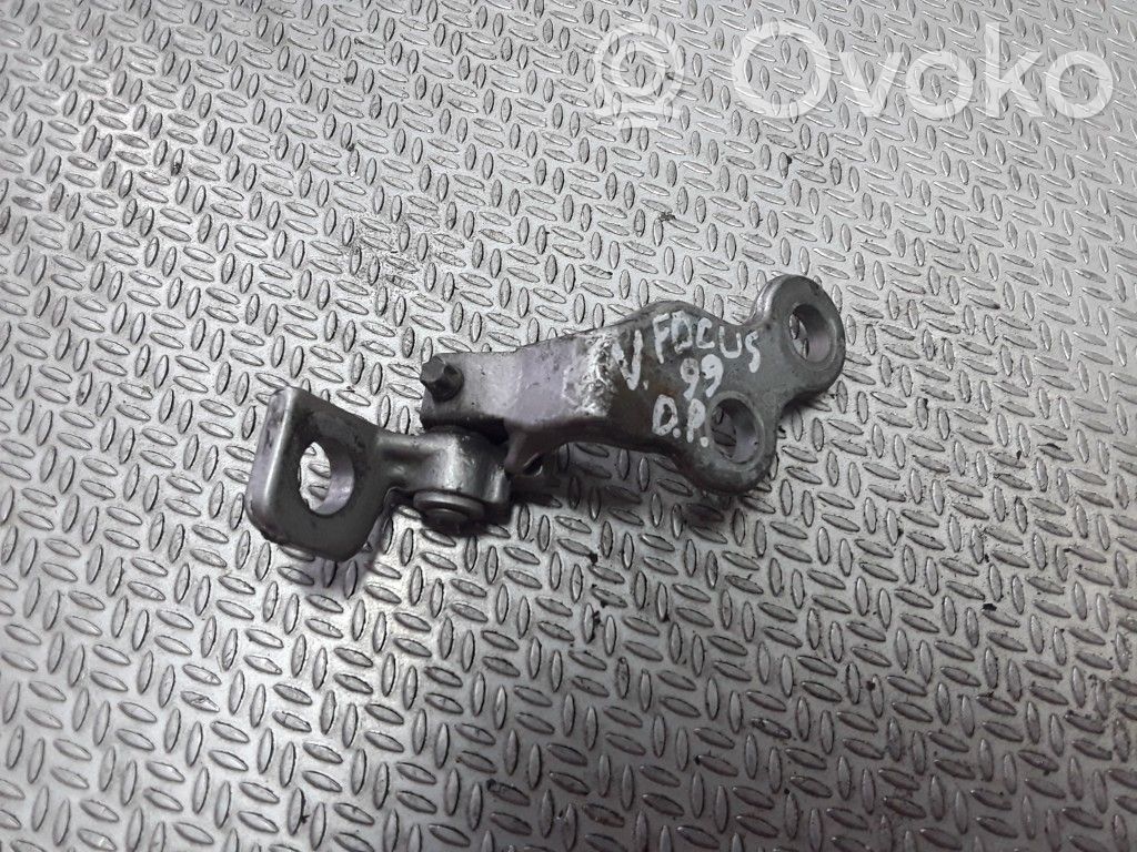 Ford Focus Front door upper hinge 