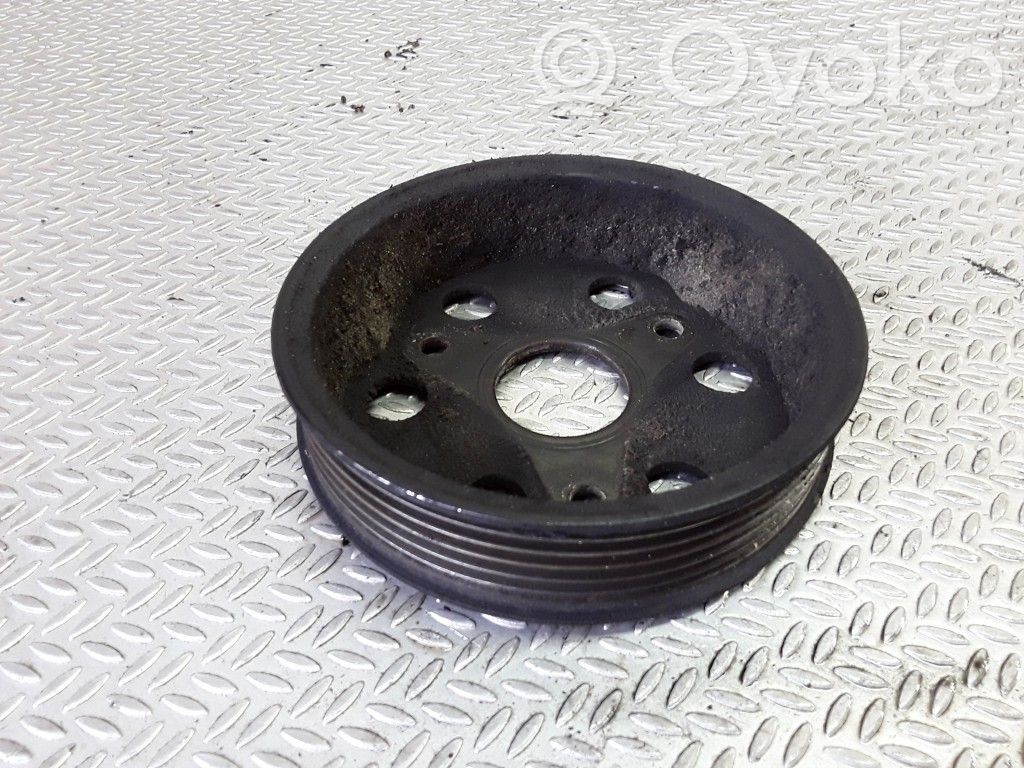 Renault Megane I Ohjaustehostimen pumpun hihnapyörä 