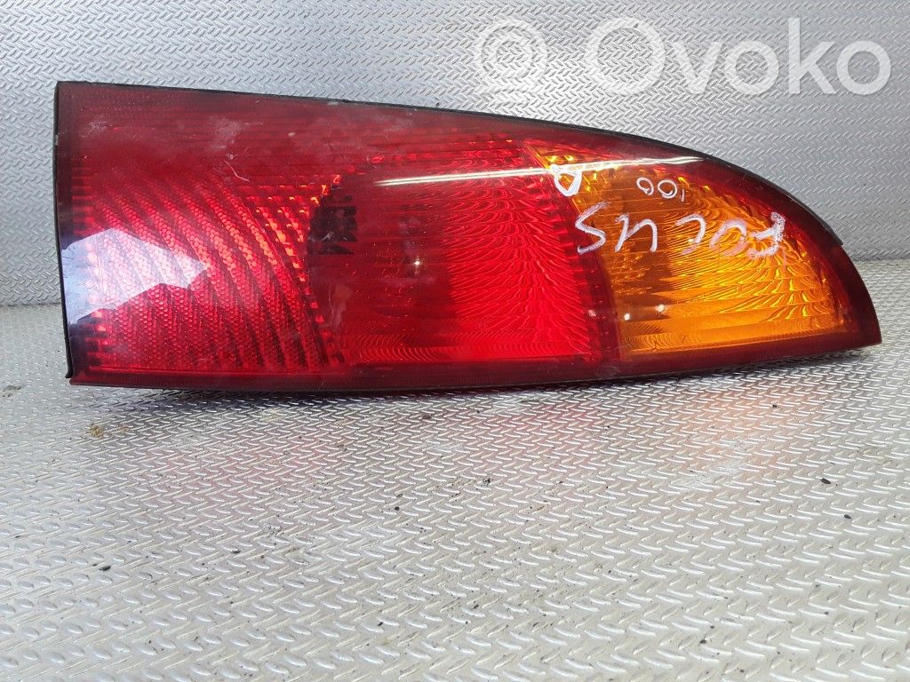 Rear/tail lights   1M5113404