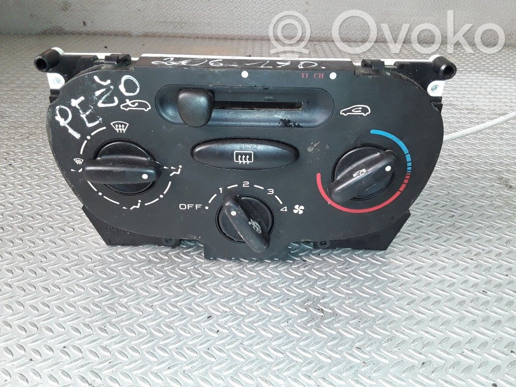 Climate control unit   1068901