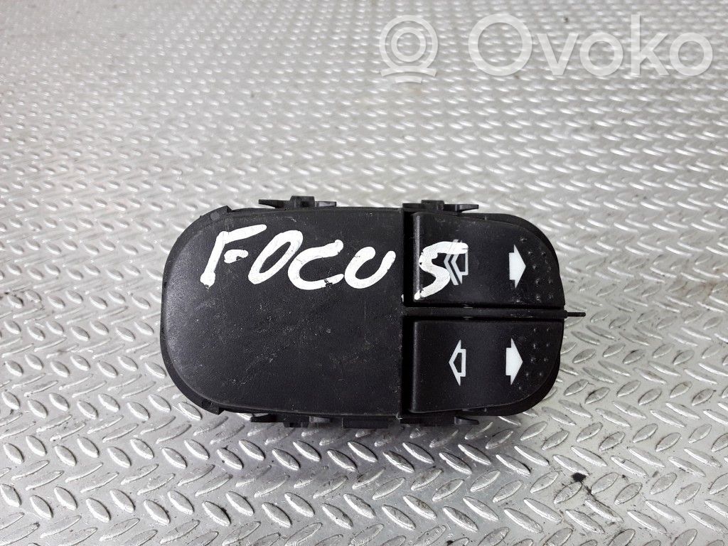Ford Focus Electric window control switch 