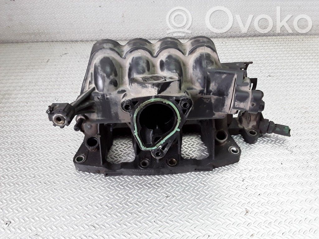 Fiat Punto (188) Colector de admisión 