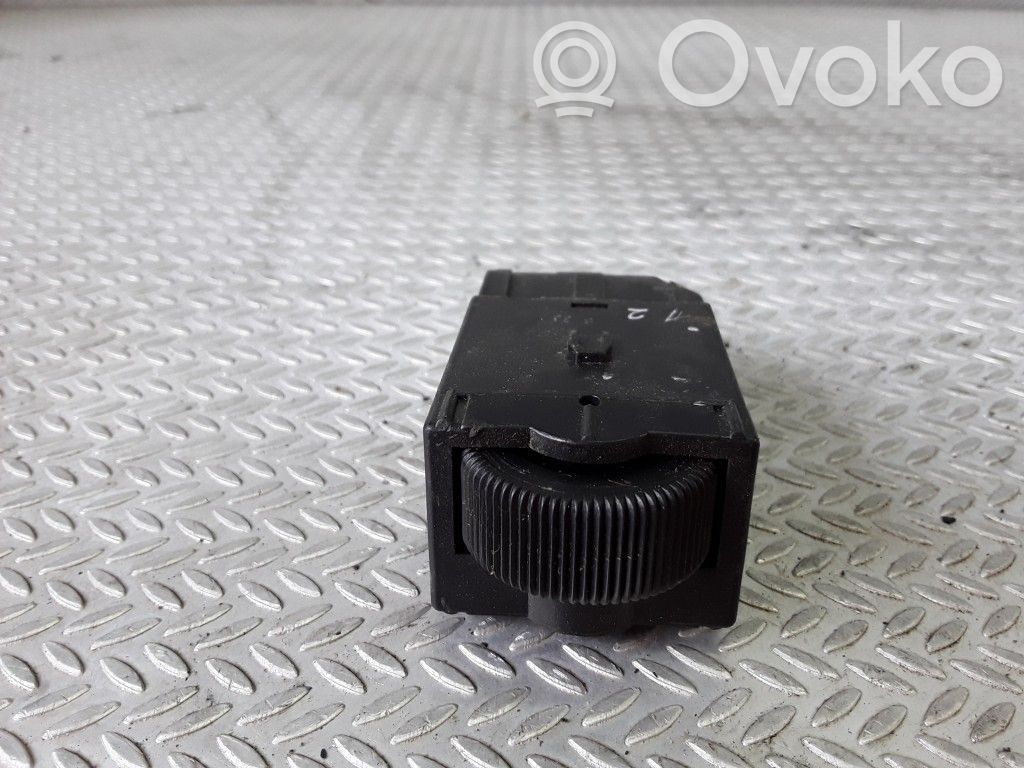 Mitsubishi Carisma Panel lighting control switch 