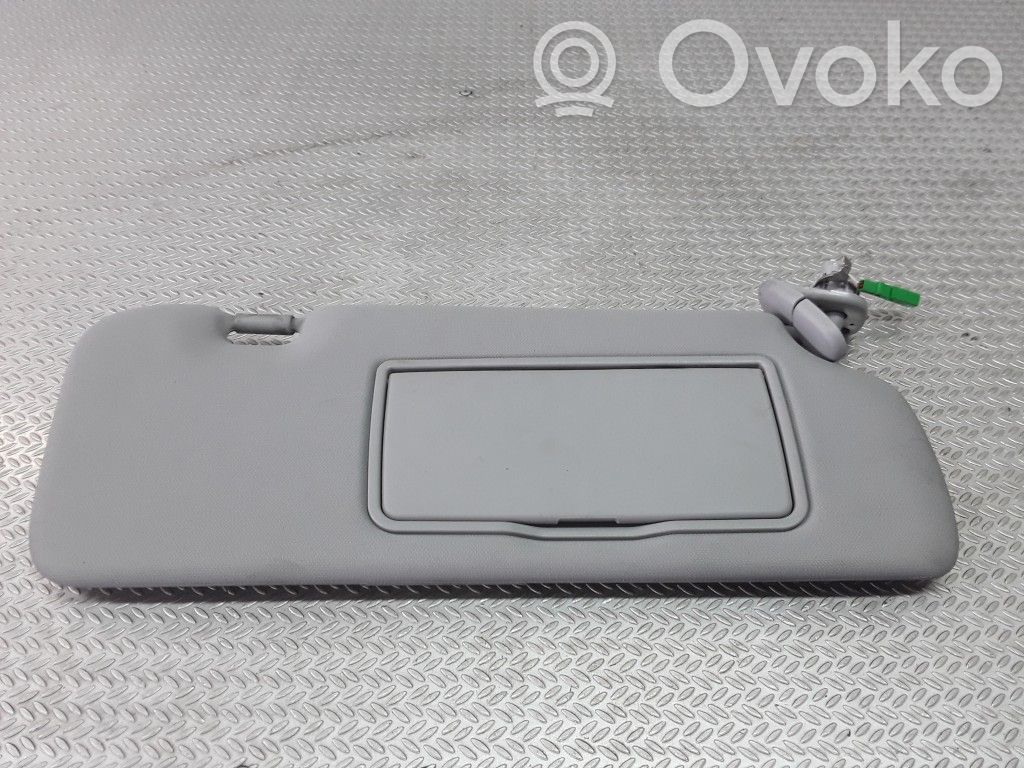 Sun visor