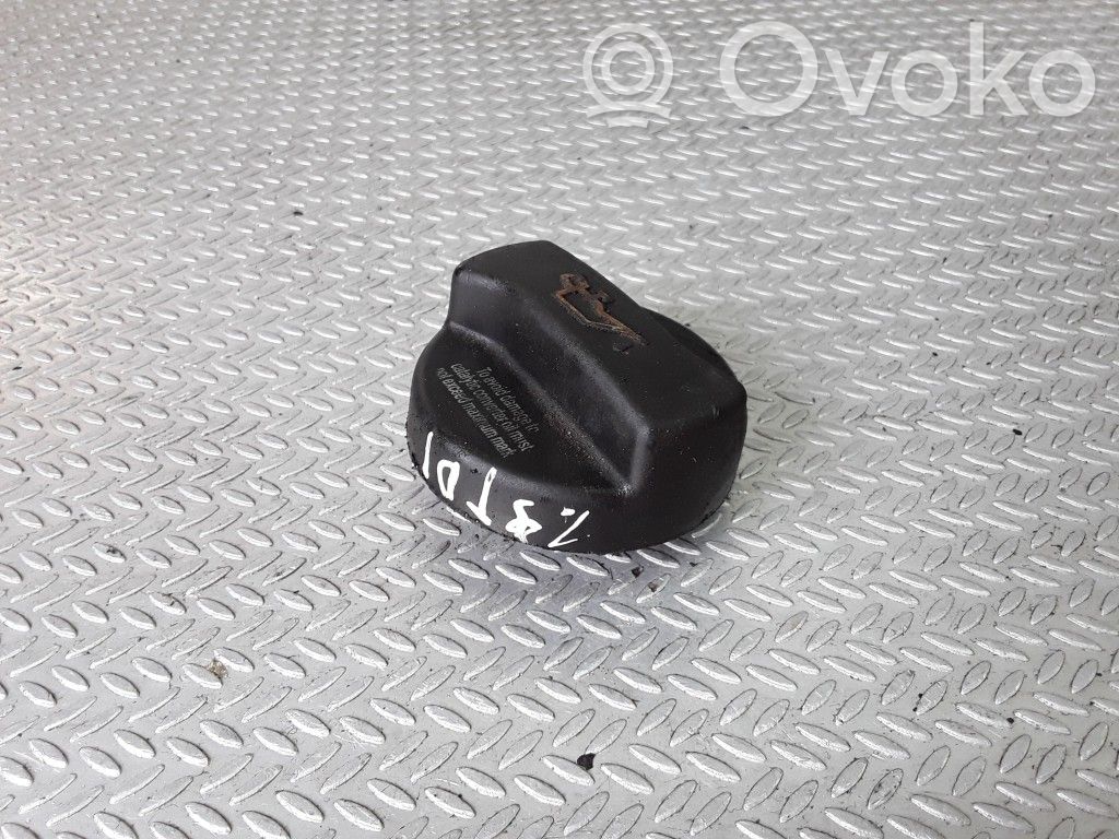 Volkswagen Golf III Korek wlewu oleju 