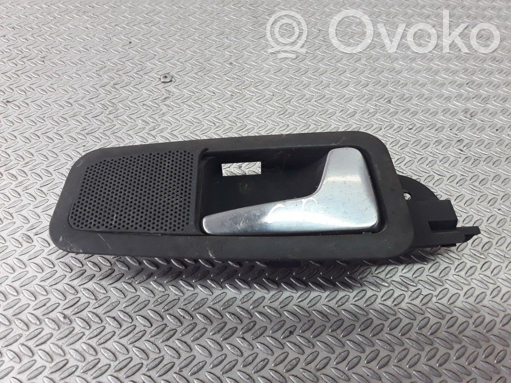 Manecilla interna puerta trasera   4D0839020G