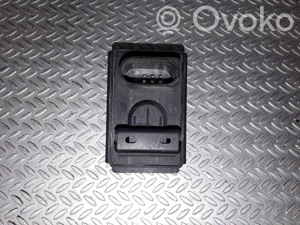 Audi A8 S8 D2 4D Sensor 