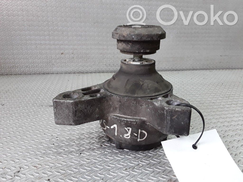 Engine mount bracket   98AB6038