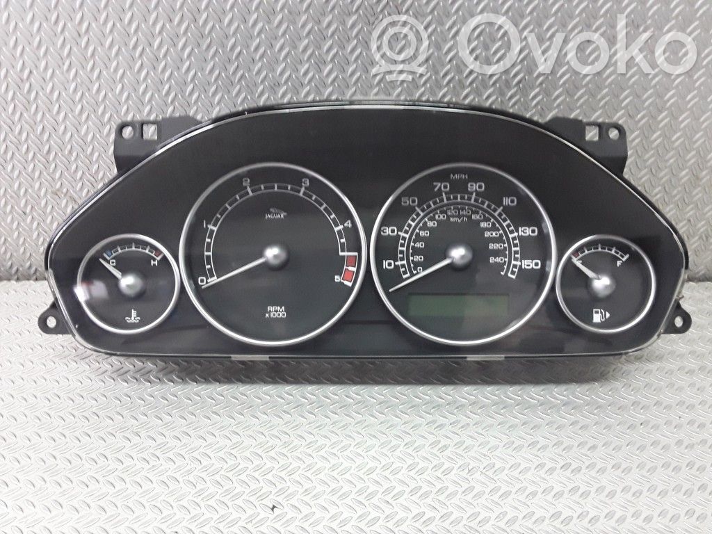 Jaguar X-Type Spidometrs (instrumentu panelī) 