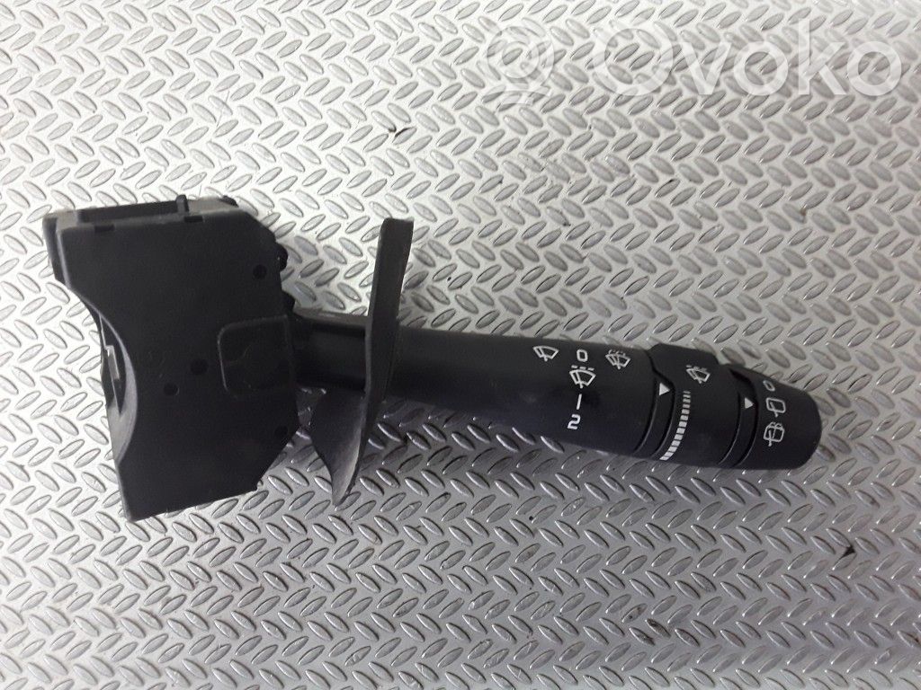 Wiper control stalk