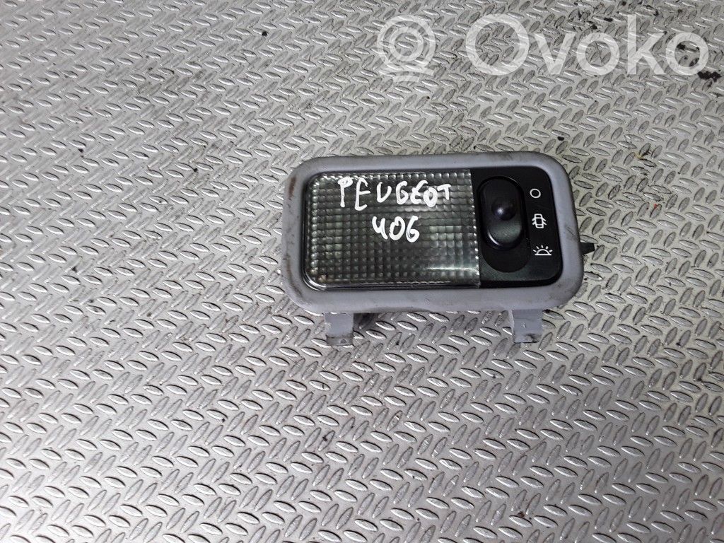 Peugeot 406 Rear seat light 