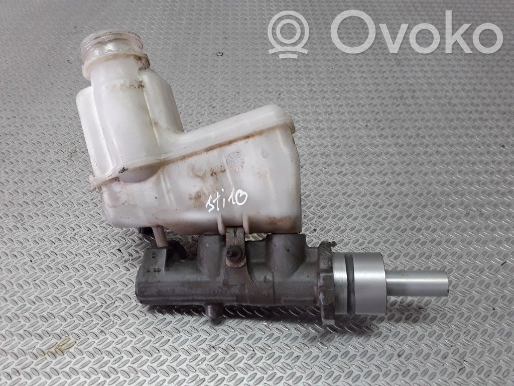 Master brake cylinder