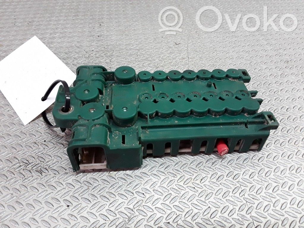 Charging relay   8387543