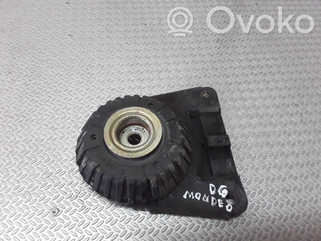 Rear coil spring rubber mount