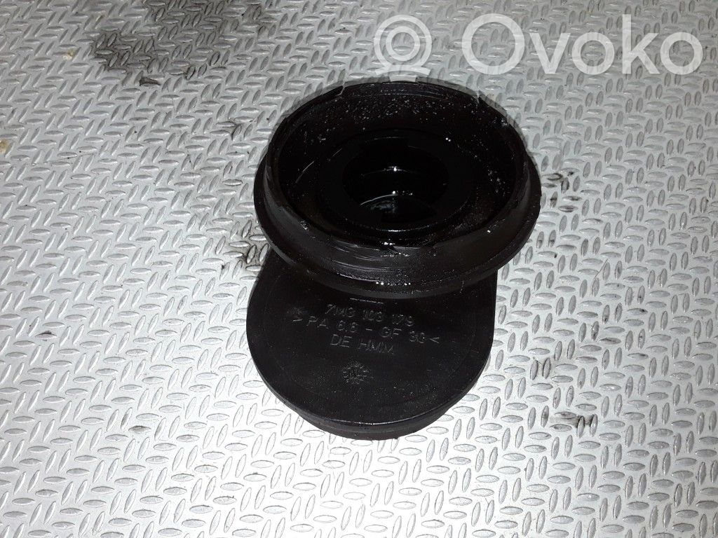 Volkswagen Caddy Öljyntäyttöputki 