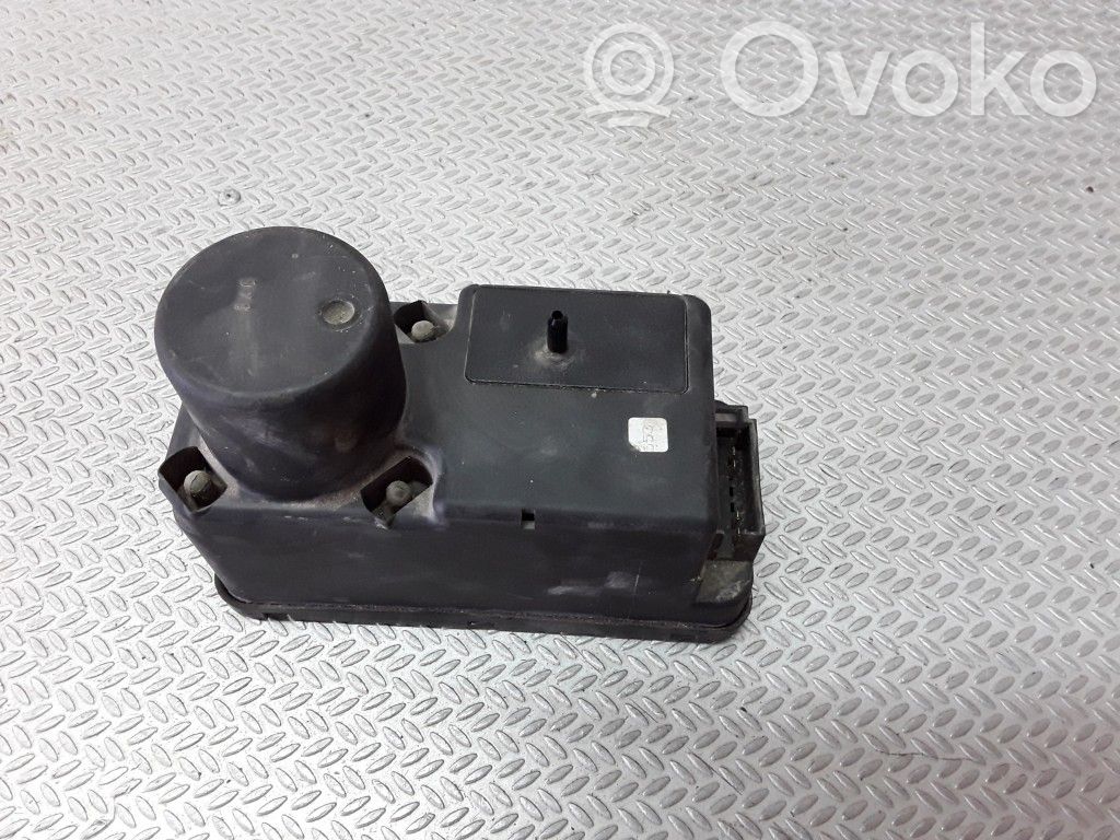 Central locking vacuum pump   357962257