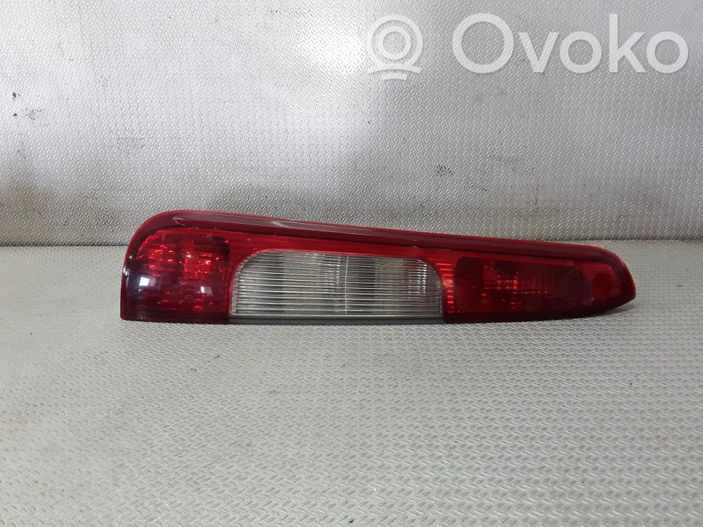 Rear/tail lights
