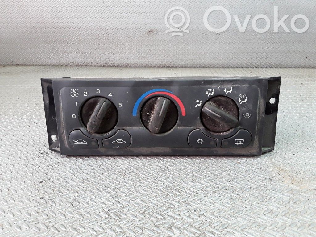 Climate control unit   16206959