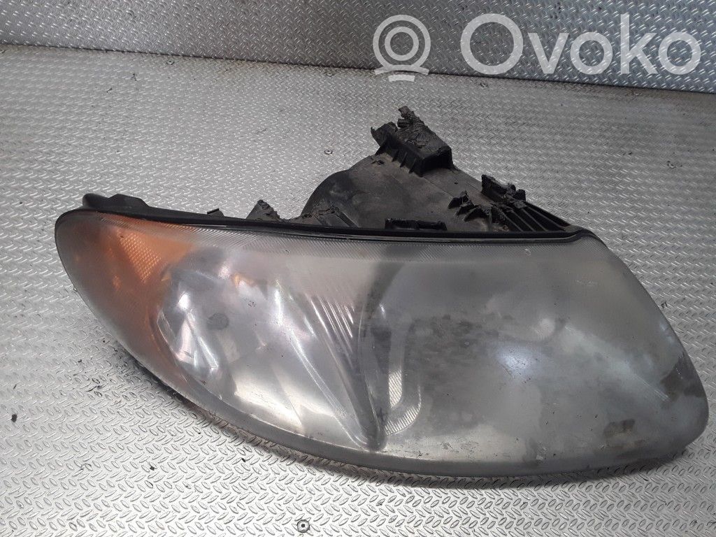 Scheinwerfer   04857700AB
