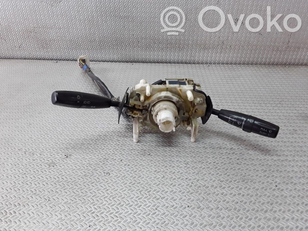 KIA Carnival Wiper turn signal indicator stalk/switch 