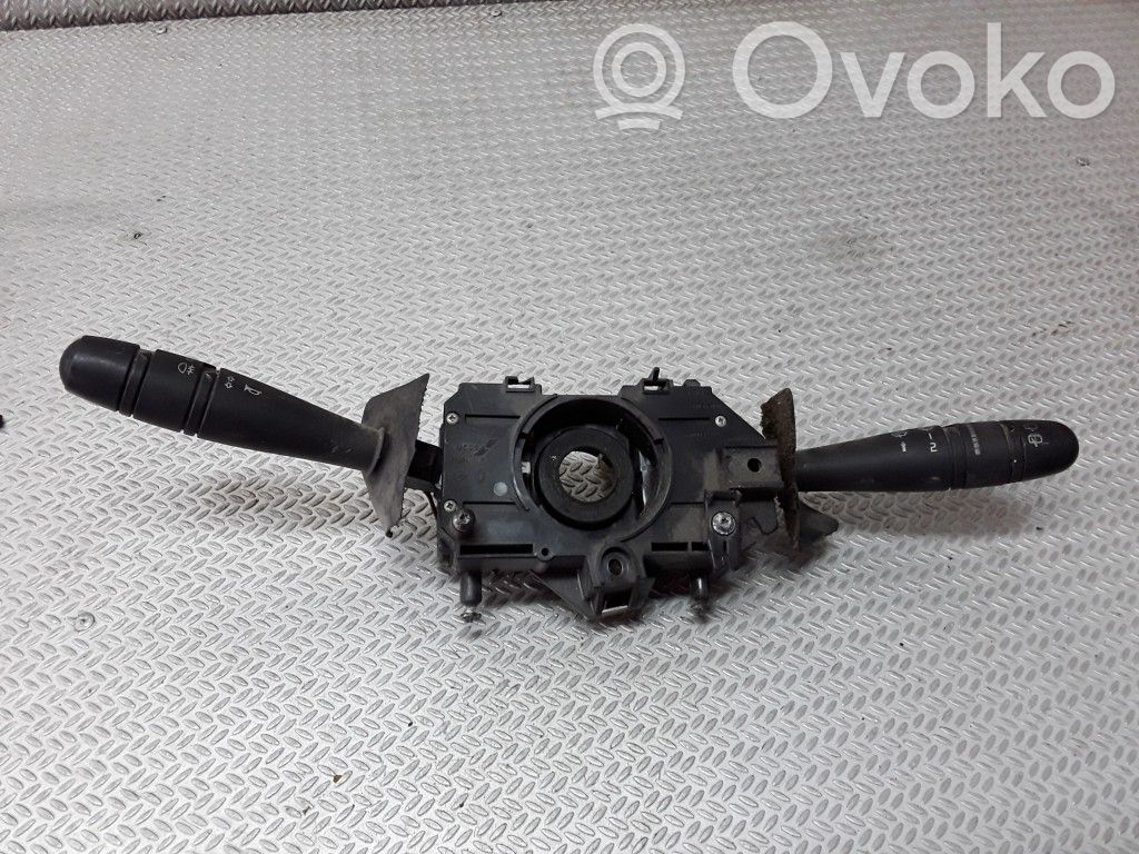 Renault Laguna I Interruptor/palanca de limpiador de luz de giro 