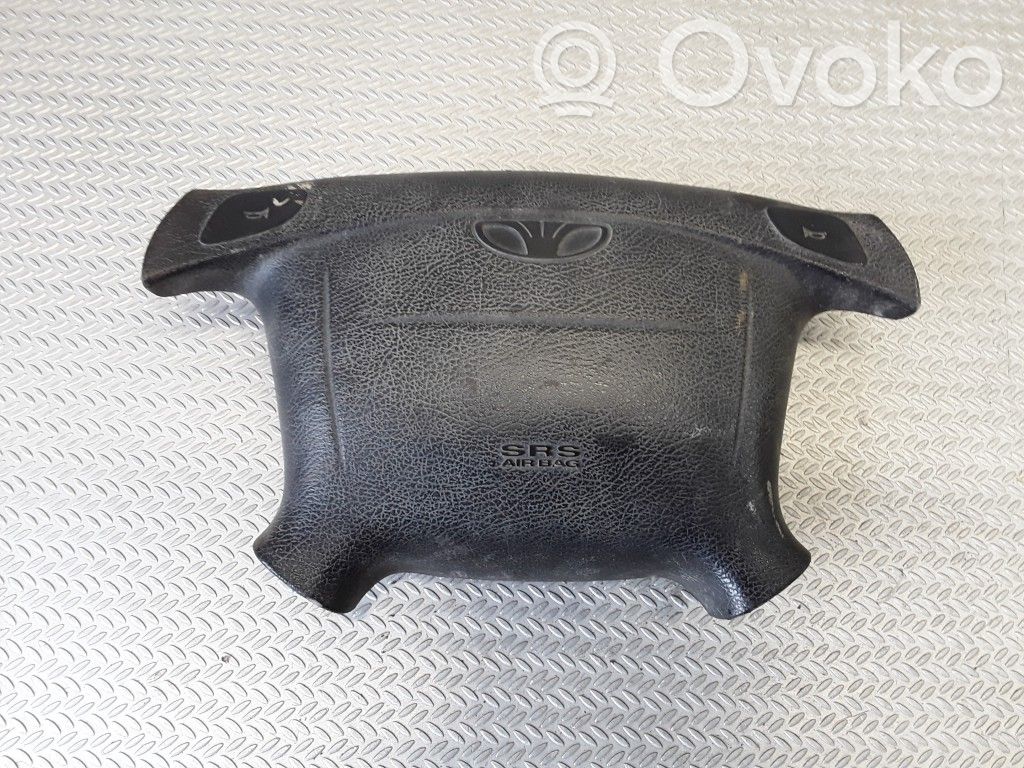 Steering wheel airbag