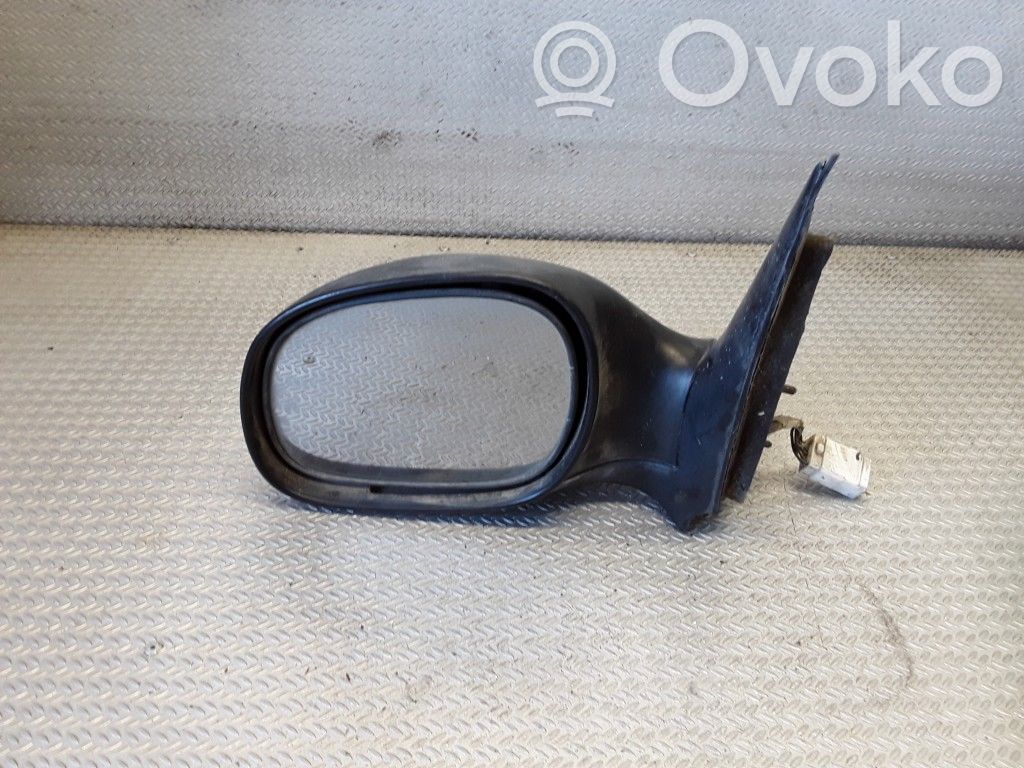 Front door electric wing mirror   E4012107