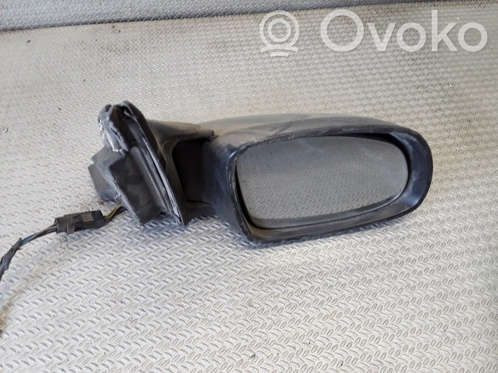 Opel Omega B1 Front door electric wing mirror 
