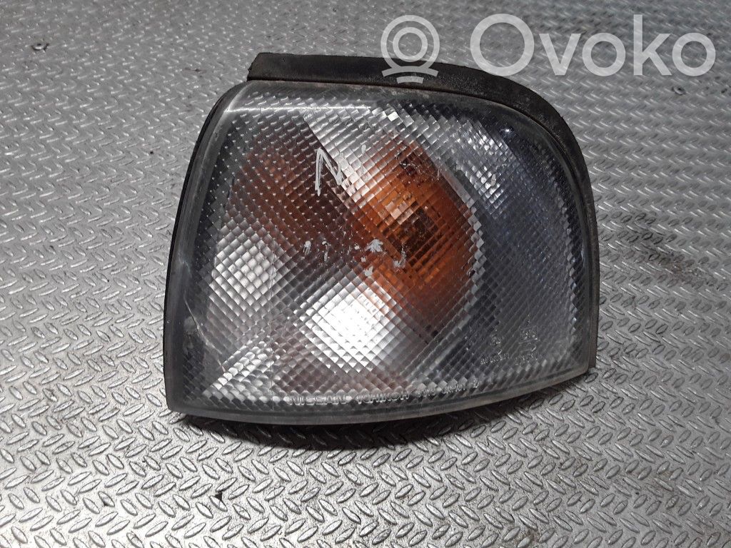Front indicator light   6R010301