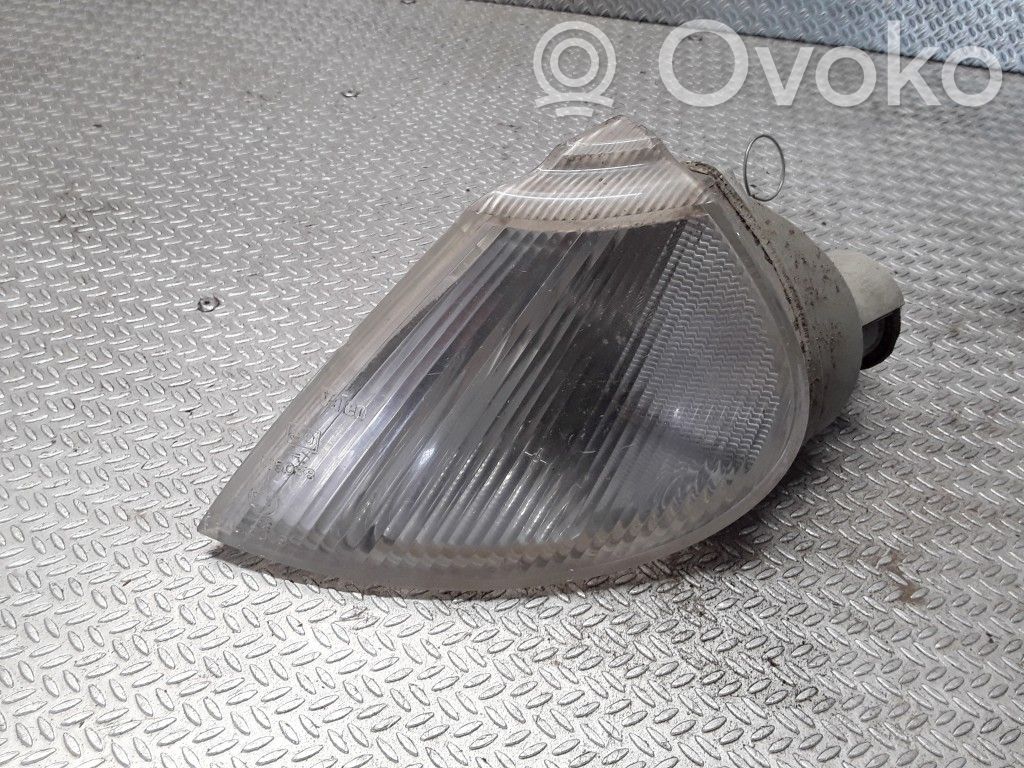 Renault Laguna I Front indicator light 